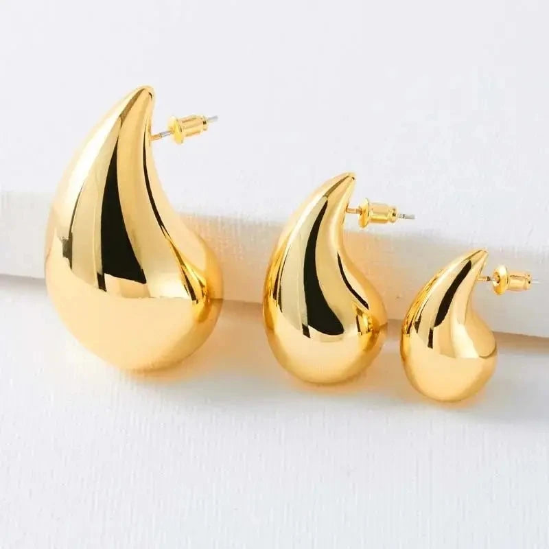TEARDROP GOLD EARRINGS